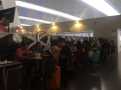 大堂-麦当劳(杭州东站高铁店)