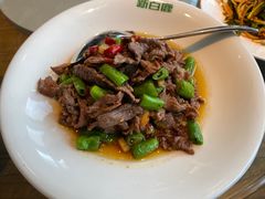 -新白鹿餐厅(滨江银泰店)