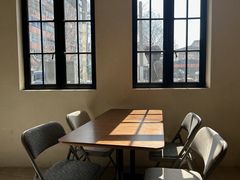 -Fridi Patisserie Cafe