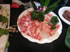 -唯爱KTV聚会餐厅(仙林东城汇店)