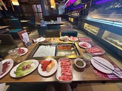 -蒙肥羊·酸汤潮牛·鲜牛肉火锅烤肉自助(岗顶店)