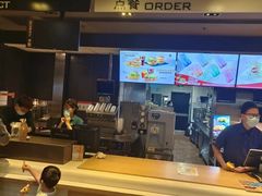 -麦当劳(中山公园龙之梦店)