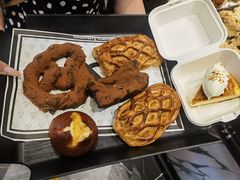 -BUTTERFUL&CREAMOROUS 黄油与面包(三里屯太古里店)