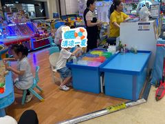 -上海世纪汇广场