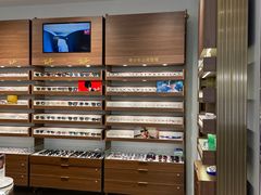 -LensCrafters亮视点(港汇恒隆广场店)