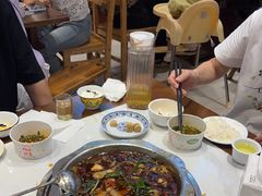 -乡土特色.冷锅鱼.牦牛肉汤锅