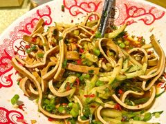 -偶屋里钵少爷(时代广场店)