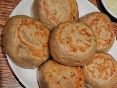 -清真吴记门钉肉饼·喜多利
