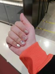 -U+nail优加专业美甲美睫