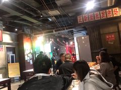 大堂-丹虾|文和友小龙虾·烙锅(陕西路旗舰店)