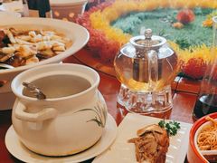 -老街坊美食汇(玉兰大街店)