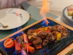 田园澳洲骰子牛肉-蜜桃花开·中西融合菜E&W(南长街店)