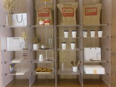 -银座仁志川·生吐司专门店(香港广场店)