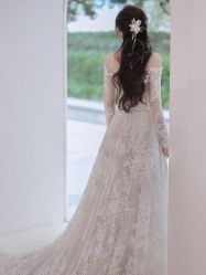 -艾米丽婚纱礼服