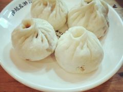 老面土猪肉包-凤起龙游老面包子(凯德晶品店)