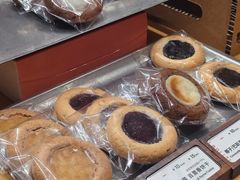 -LANLIZI BAKERY(COSMO店)