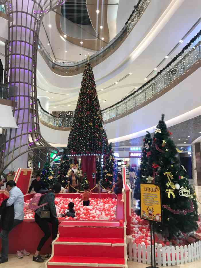 东海缤纷天地-"之前在车公庙上班的时候偶尔会过来这里吃饭.