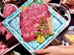 -山川小町·极番烧肉(新地假日广场店)
