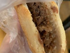 -老西关黄老太牛肉烧饼