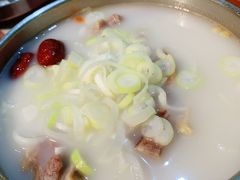 -益百岁牛尾汤(香山路店)