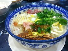 -桥香园云南过桥米线(金马碧鸡店)