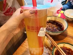 -拈签一笑黄牛肉辣卤串串