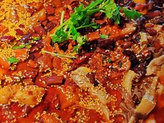 -麻六记(凤凰汇店)