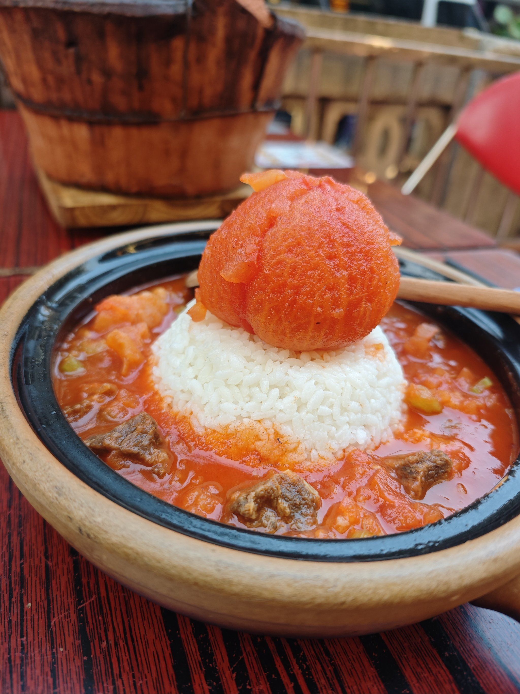 一颗番茄牛腩饭