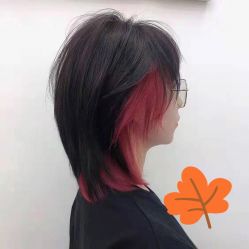 -虫二·专注健康烫染沙龙