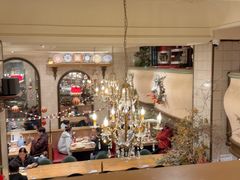 -玛格萝妮比萨屋(四平店)