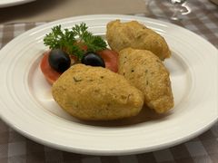 马介休薯蓉球-船屋葡国餐厅