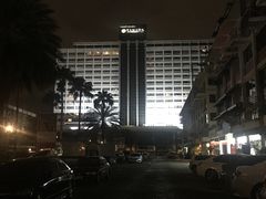 -曼谷湄南河畔华美达广场酒店