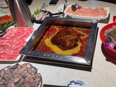 -二荆条·蜀鲜汇城市森林火锅