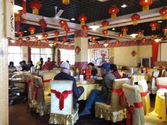 大堂-靠山屯东北农家菜(八龙桥雅苑店)