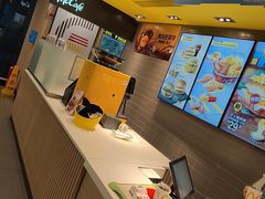 -麦当劳(轻轨曹杨路店)