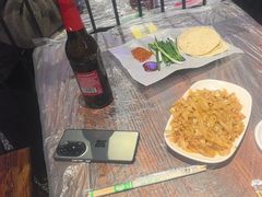 -老街烧烤大排档·地道湖北菜·龙虾馆(汉口火车站店)