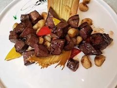 -云南荟·湖畔领宴(领事馆店)