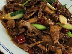-胡桃里音乐餐厅(陶溪川店)(川湘赣菜·世界百大酒庄直供红酒·音乐表演)