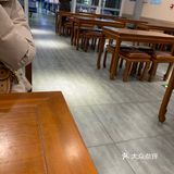 南站里面的庆丰包子