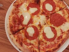 -城市大道红炉披萨烘焙坊