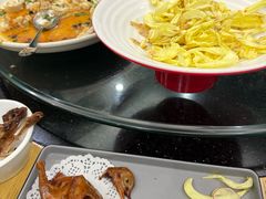 -郑猛记石岐鸽主题餐厅(长江店)