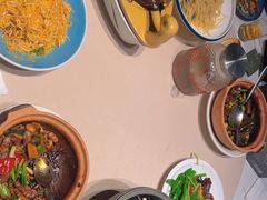 -八府香鸭·啫啫煲(华山路店)