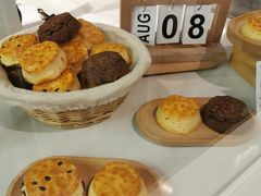 -SKROLL卡特司库·蛋糕定制·生吐司·司康(古北程家桥店)