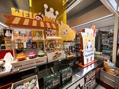 -泡泡玛特POPMART(蓝色港湾店)