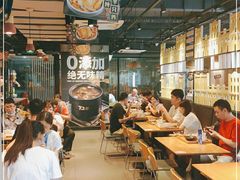 用餐区-72街红烧排骨饭(海珠丽影广场店)