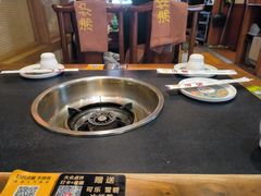 -沸炉重庆老火锅(军事博物馆店)