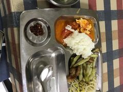 -青岛鸿发智越领克新能源中心