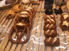 -Dough&Joe团憩(瑞虹天地月亮湾店)