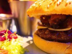 香浓蘑菇牛肉汉堡-bluefrog蓝蛙(水游城店)