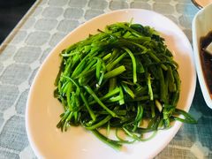-小厨子私房菜·云南美食店